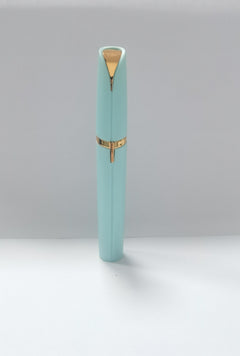 Mini Electric Eyebrow Shaver – Precision, Comfort, and Portability - YanaChi Store