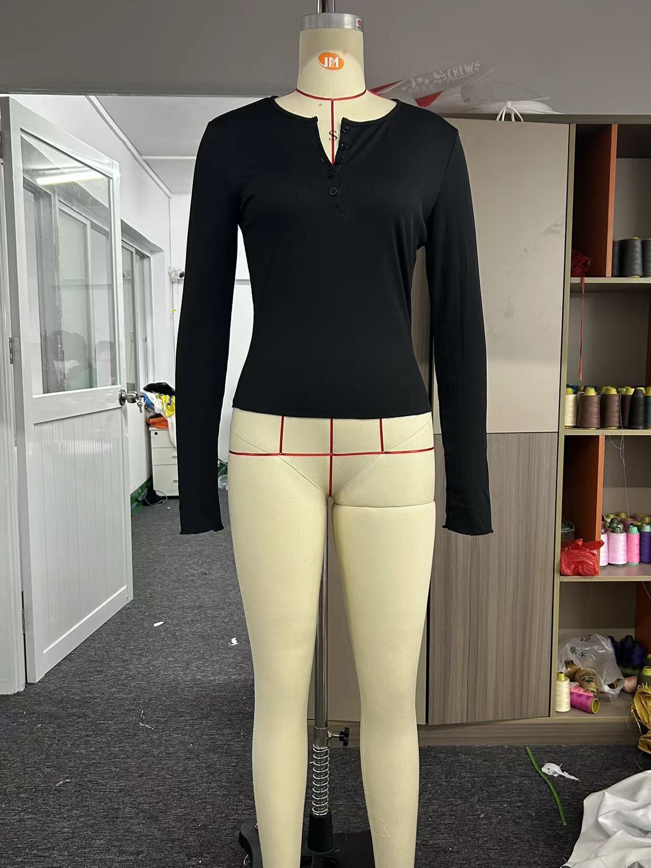 Women's Long Sleeve Breasted V-neck Slim-fit Crop-top - YanaChi Store