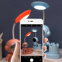 Creative Kids' Astronaut Table Lamp – Adjustable Color With A Practical Design - YanaChi Store