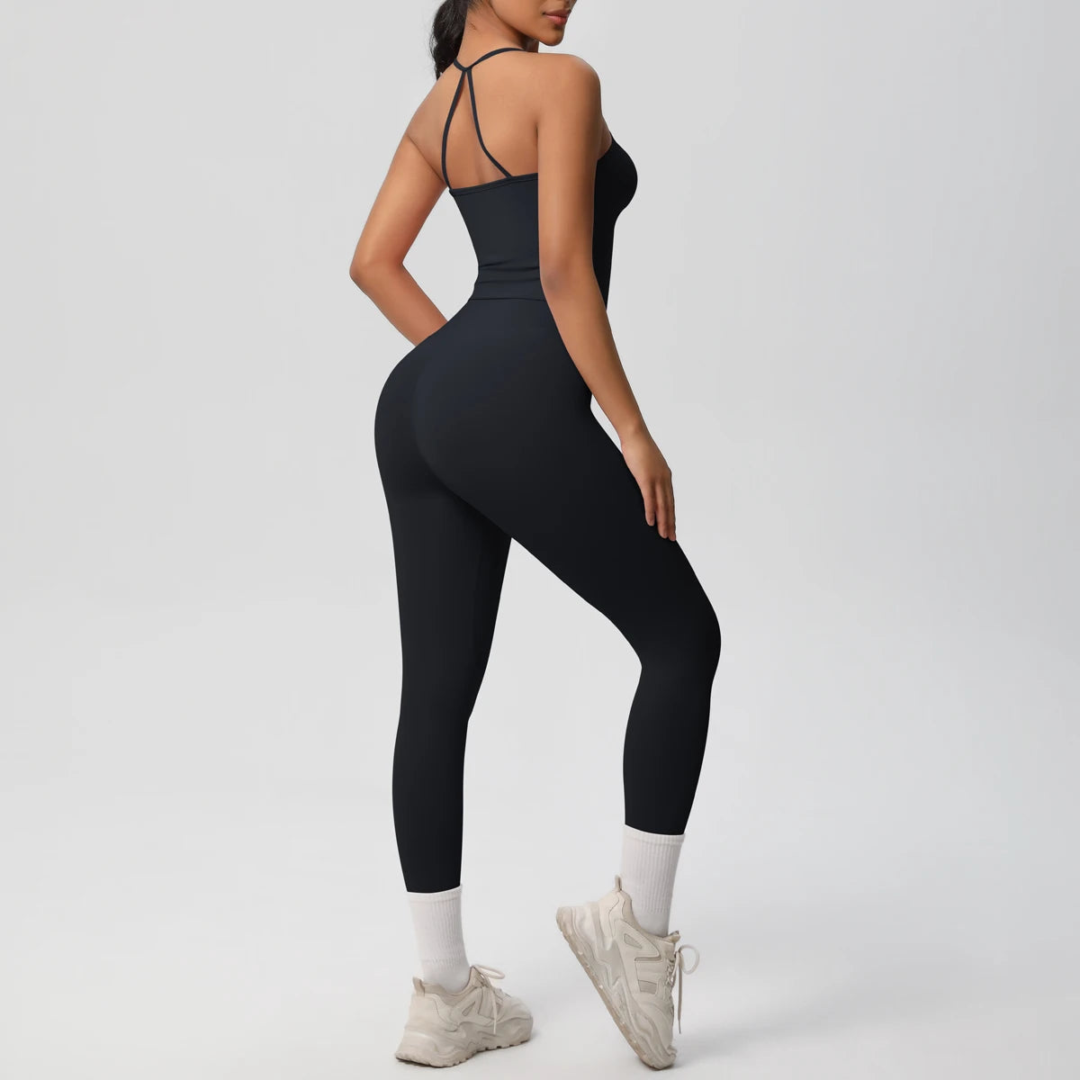 Women's 2-Piece Yoga Set: Hanging Neck Bra & Sports Shorts for Fitness