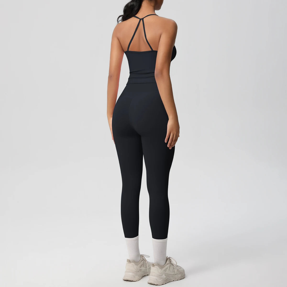 Women's 2-Piece Yoga Set: Hanging Neck Bra & Sports Shorts for Fitness